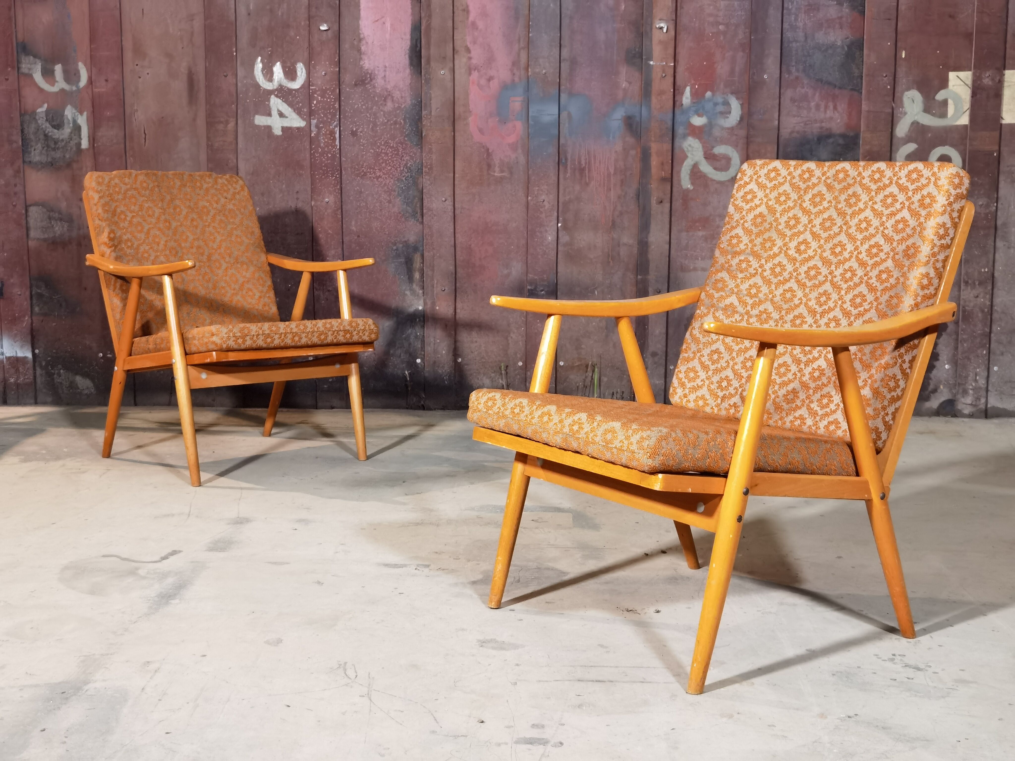 Paire de fauteuils Thonet Boomerang