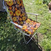 Vintage folding camping chair in canvas with brown and yellow flower print 70s