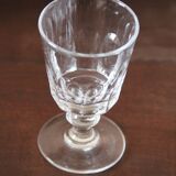 Petits verres à vin en cristal