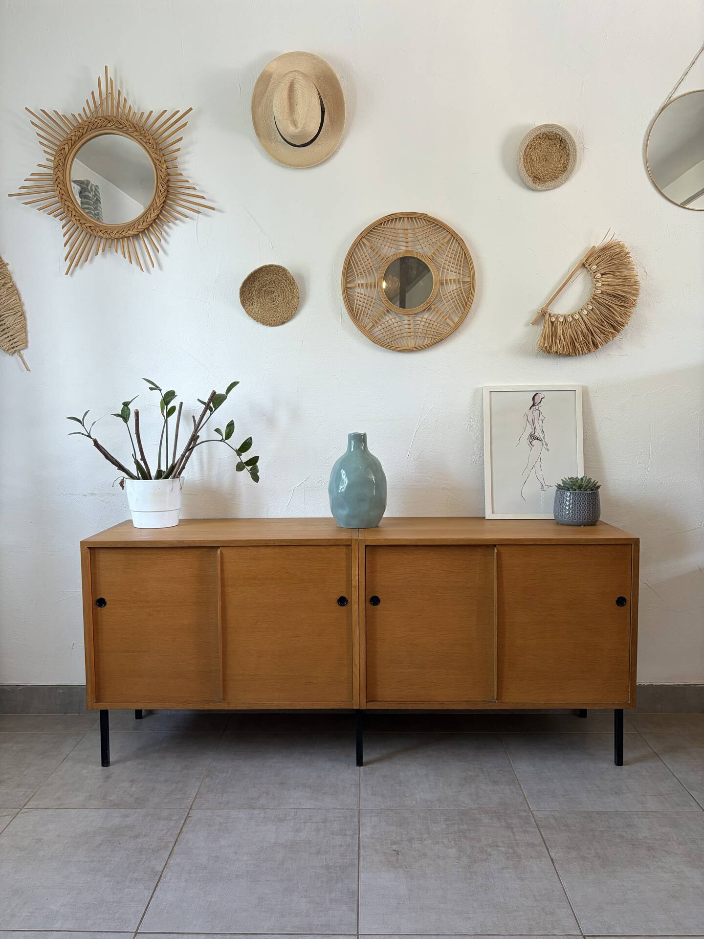Vintage school enfilade