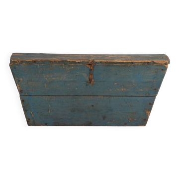 Old storage trunk (c.1920) #112
