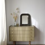 Vintage chest of drawers spindle feet