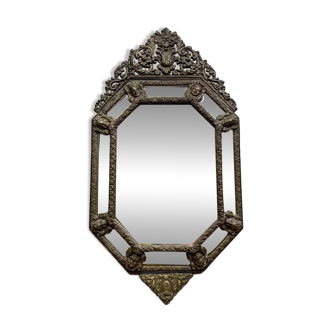 Miroir a parcloses en laiton repoussé époque Napoléon III vers 1850