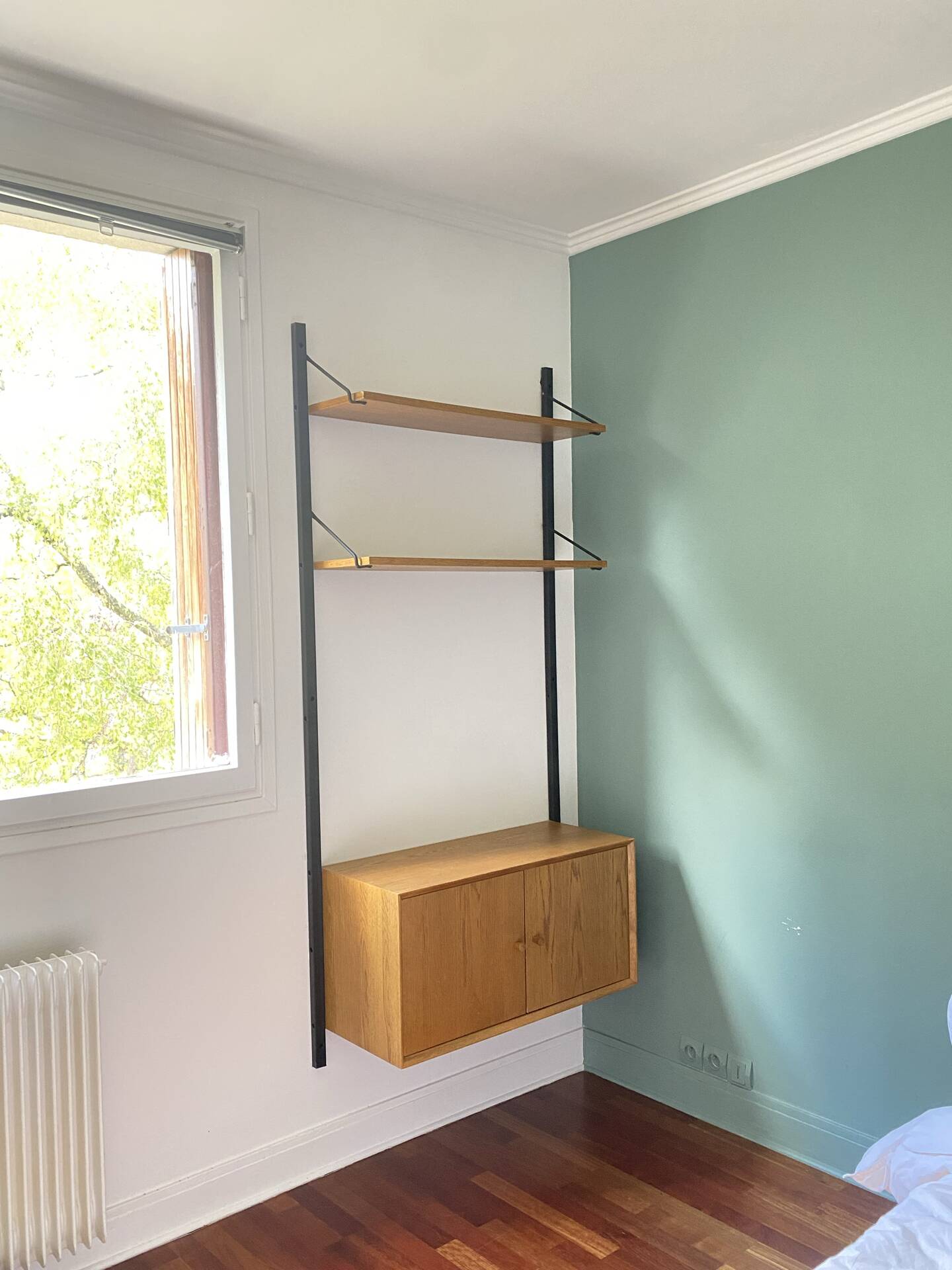 Wall shelf wood and metal