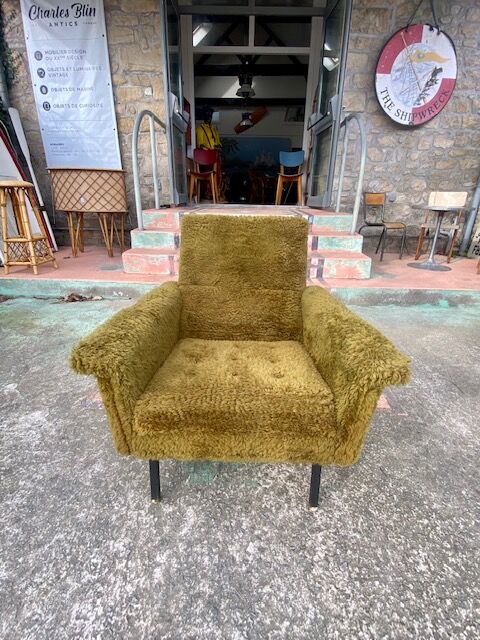 Vintage armchair in moumoute circa 1970