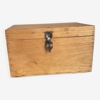 Vintage wooden chest 36x21x24