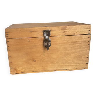 Vintage wooden chest 36x21x24