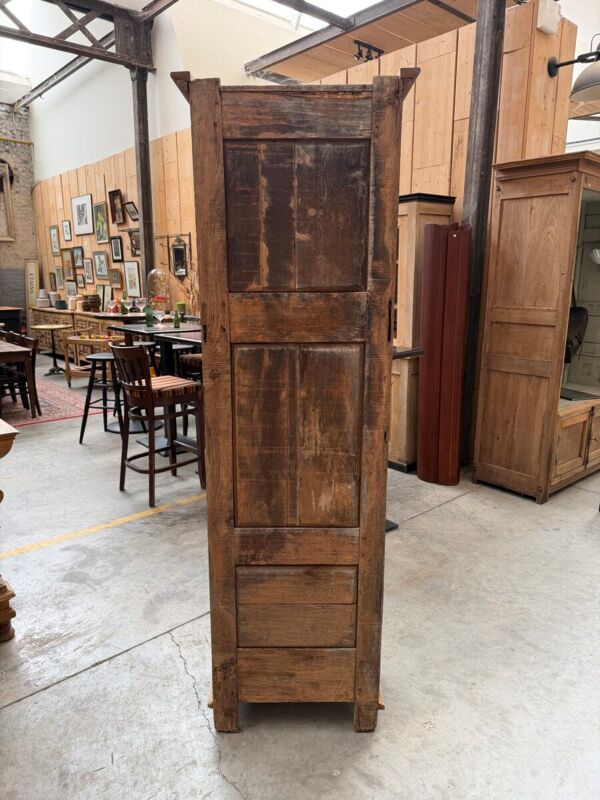 Petite armoire de château XVIIIème