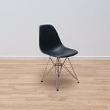 DSR chair by Charles & Ray Eames, Vitra