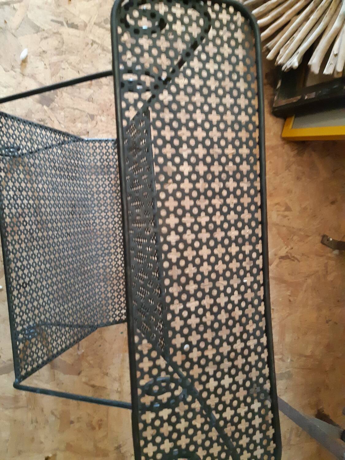 Matego style vintage magazine holder