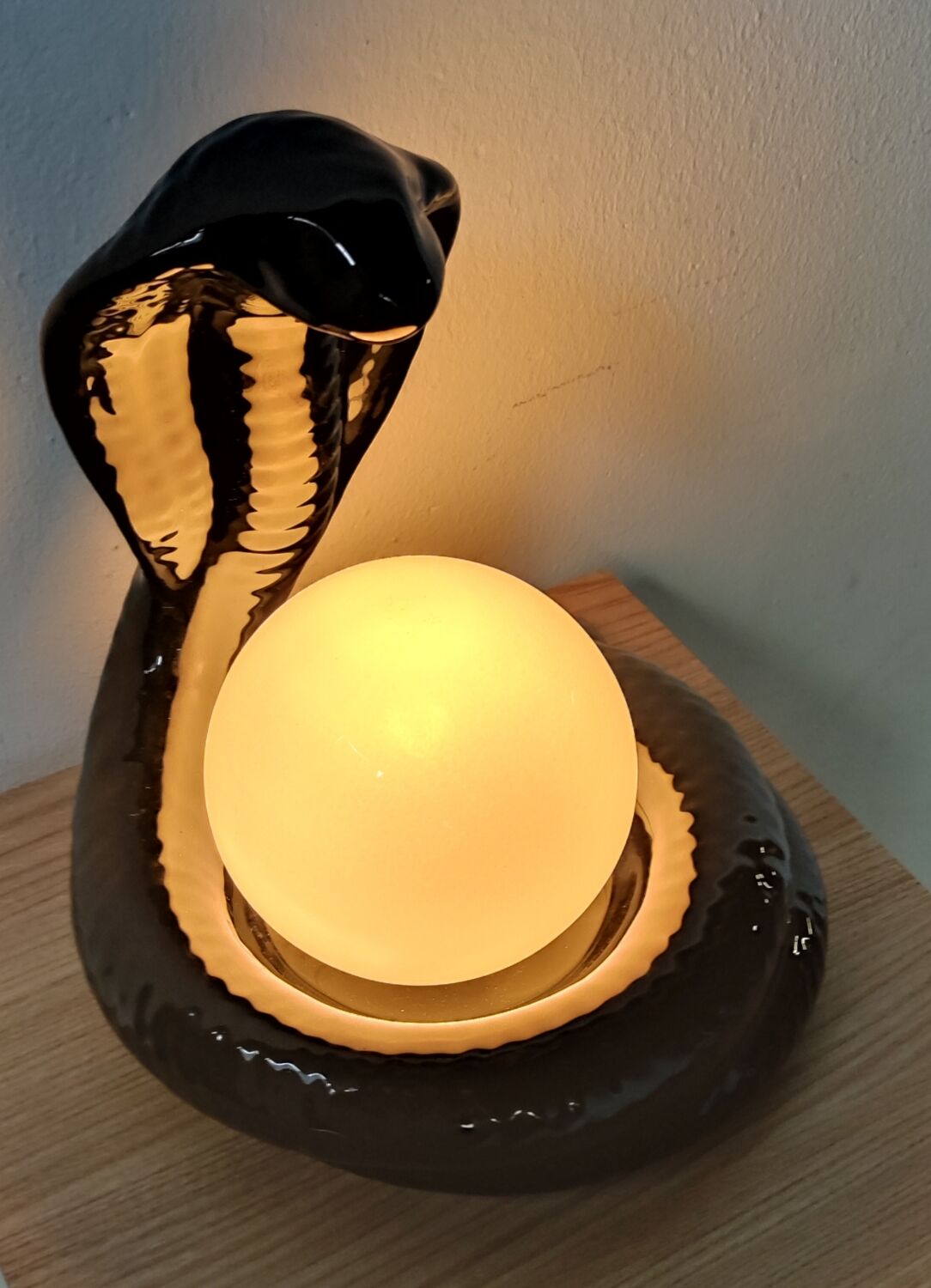 Lamp year 80 snake ceramic cobra