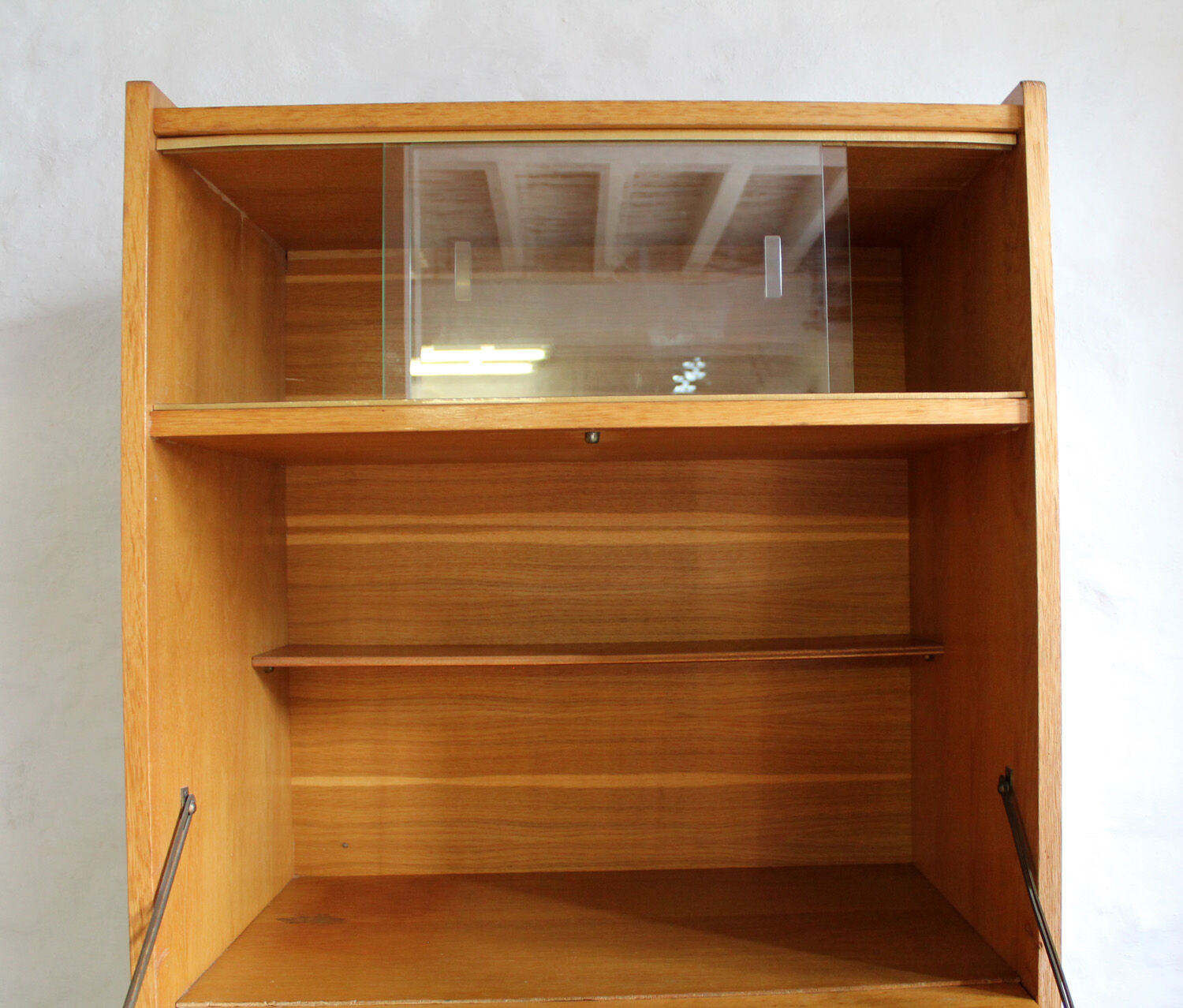 Secrétaire vintage en bois et rotin