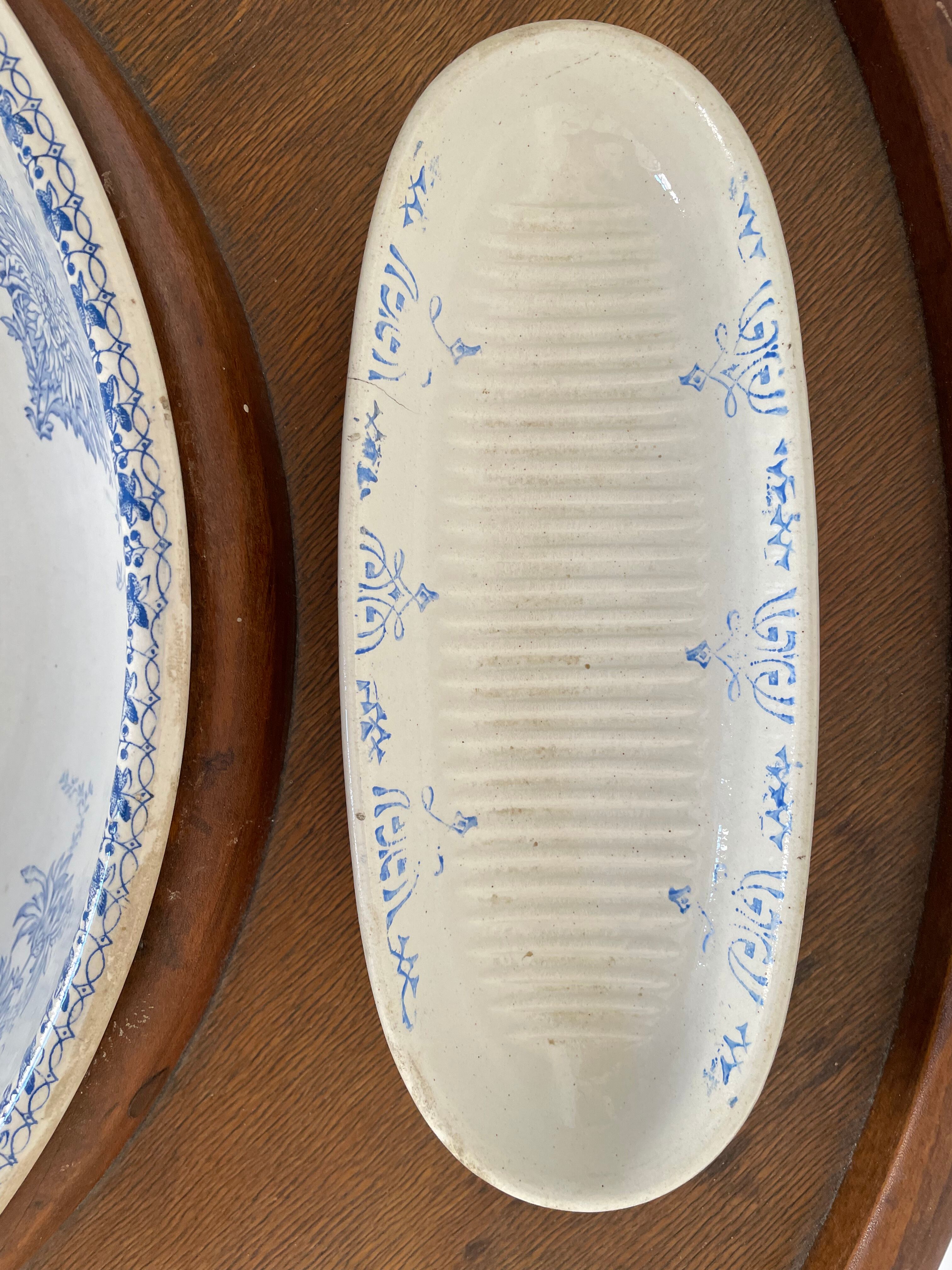 Meuble de toilette barbière Baumann 1920 avec nécessaire de toilette Onnaing