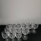 Lot de 19 verres à a pied en cristal ciselé