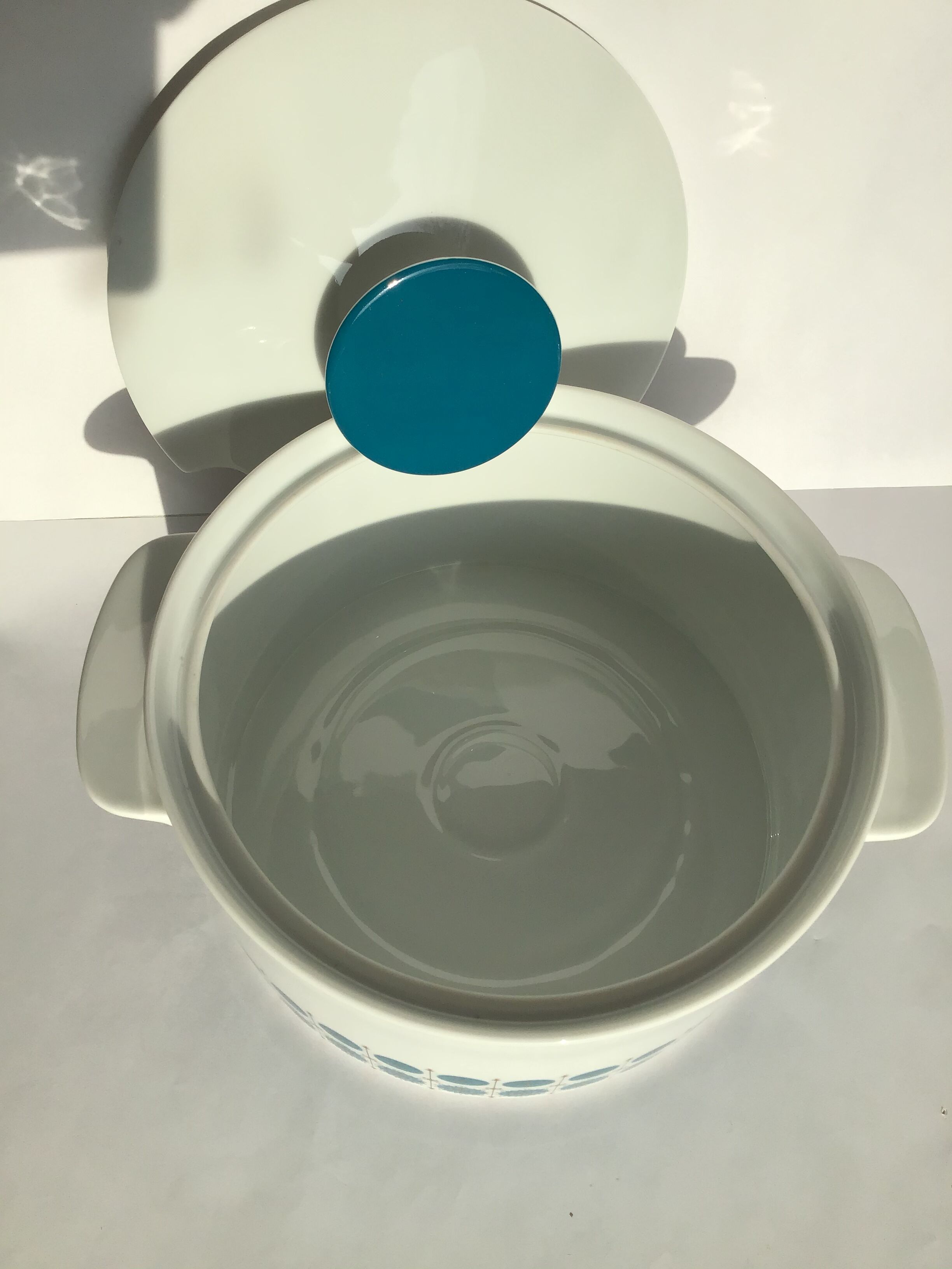 70's duck blue porcelain soupière