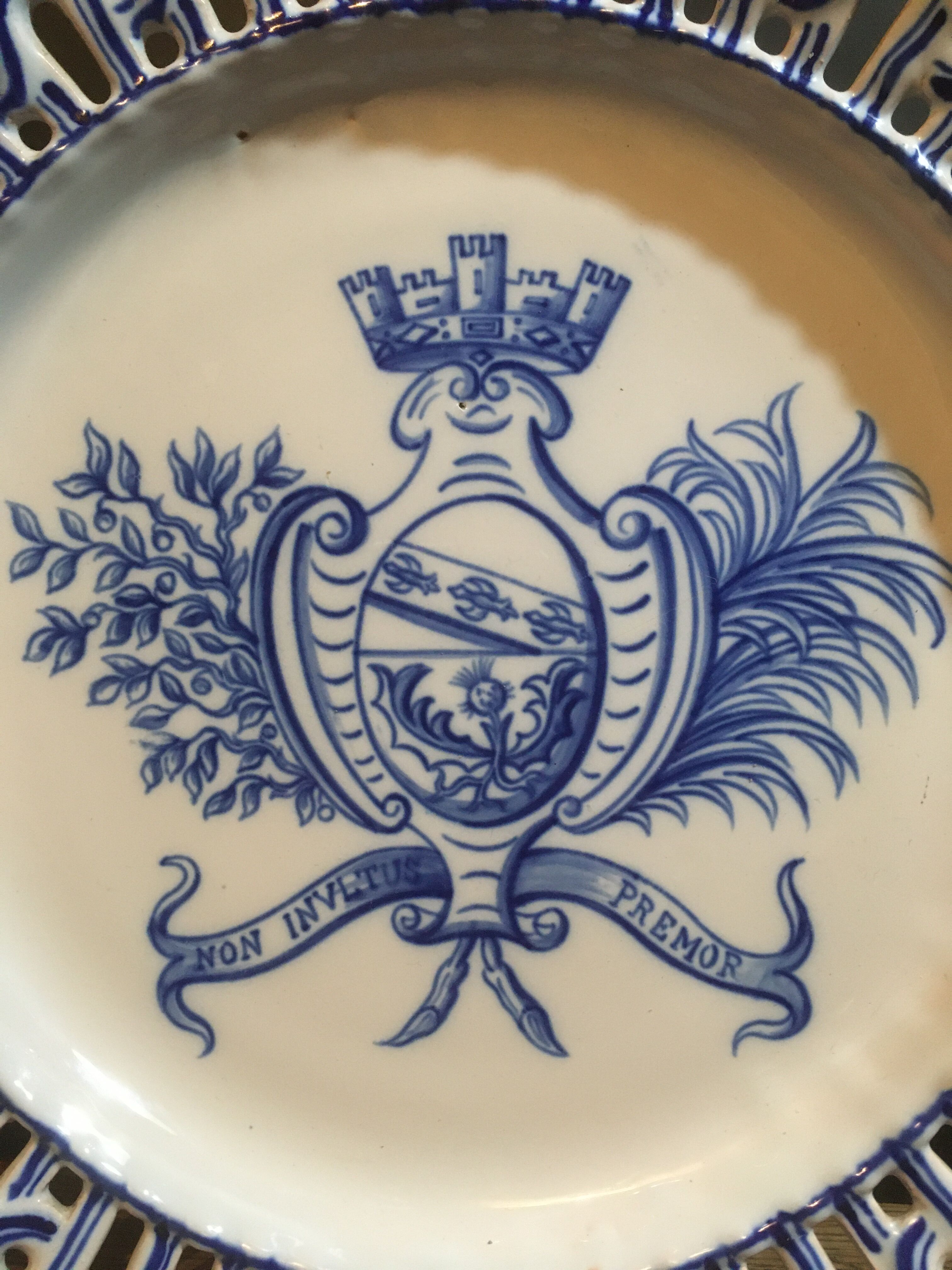 Decorative plate "Gallé Nancy- St Clément"