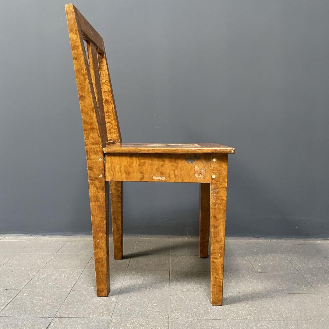 Set of 2 painted Swedish chairs