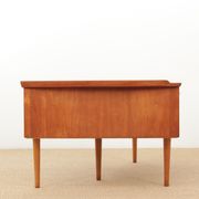 Bureau scandinave boomerang en teck d'Arne Hovmand Olsen
