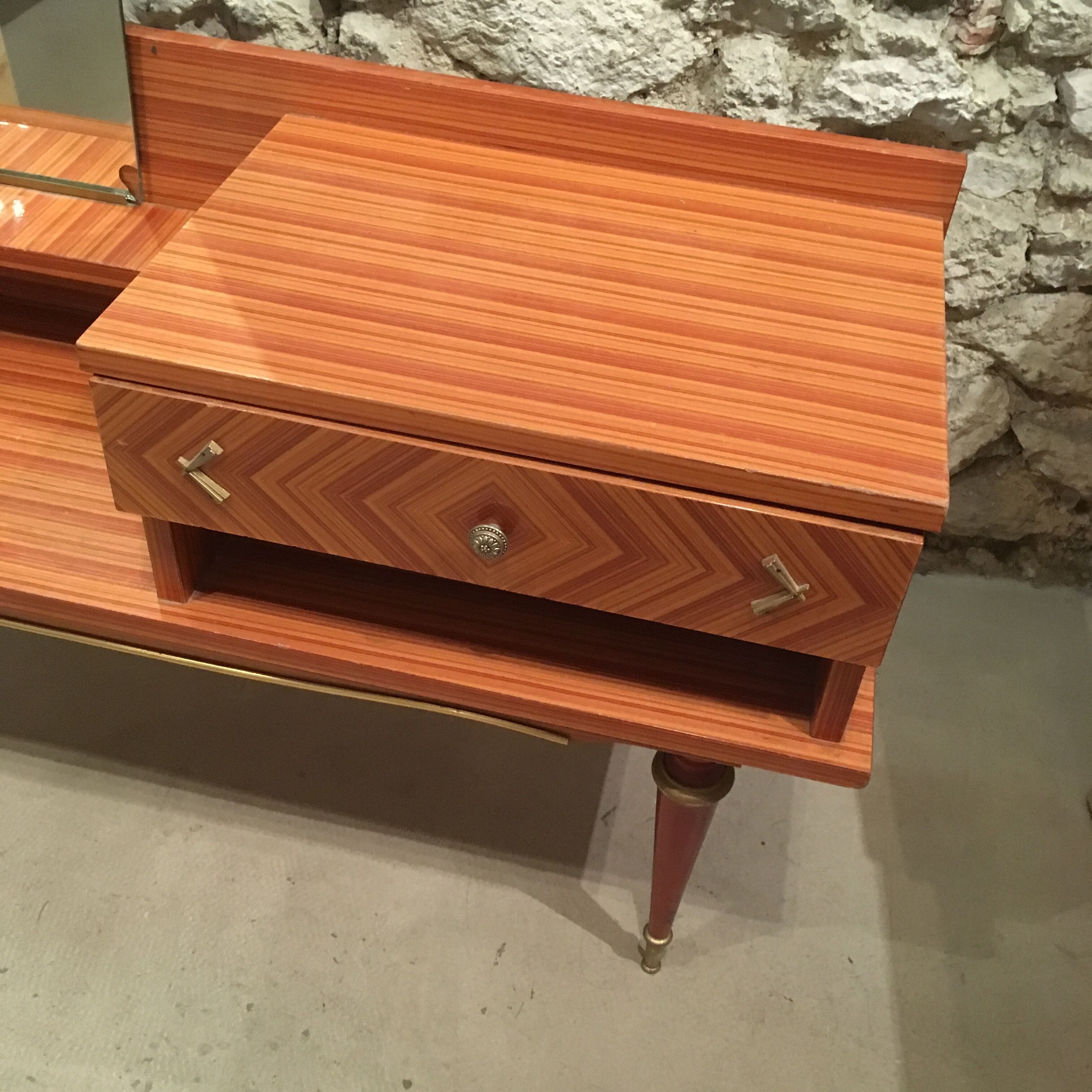 Dressing table vintage