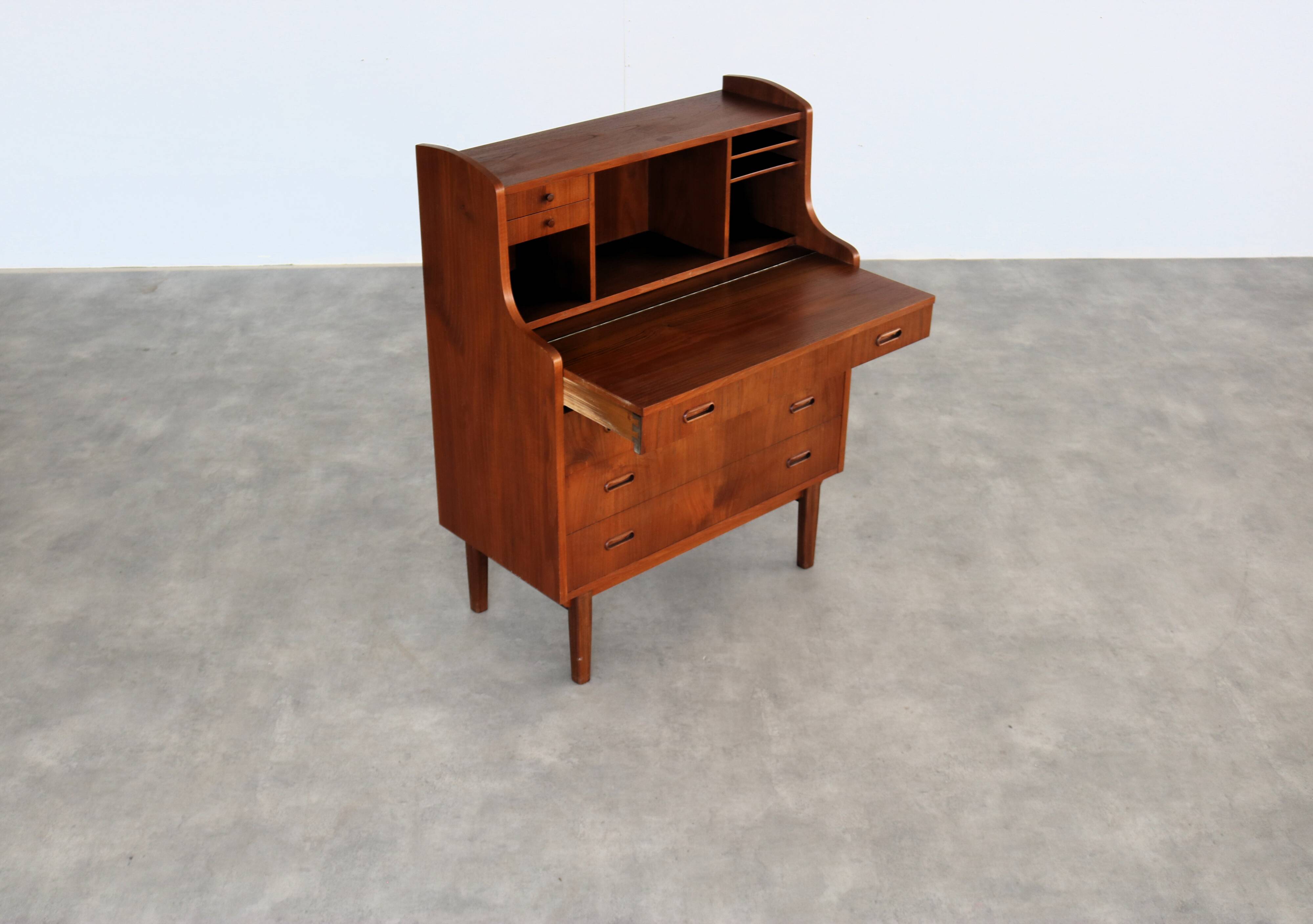 vintage secretary | dressing table | 1960s | Danish