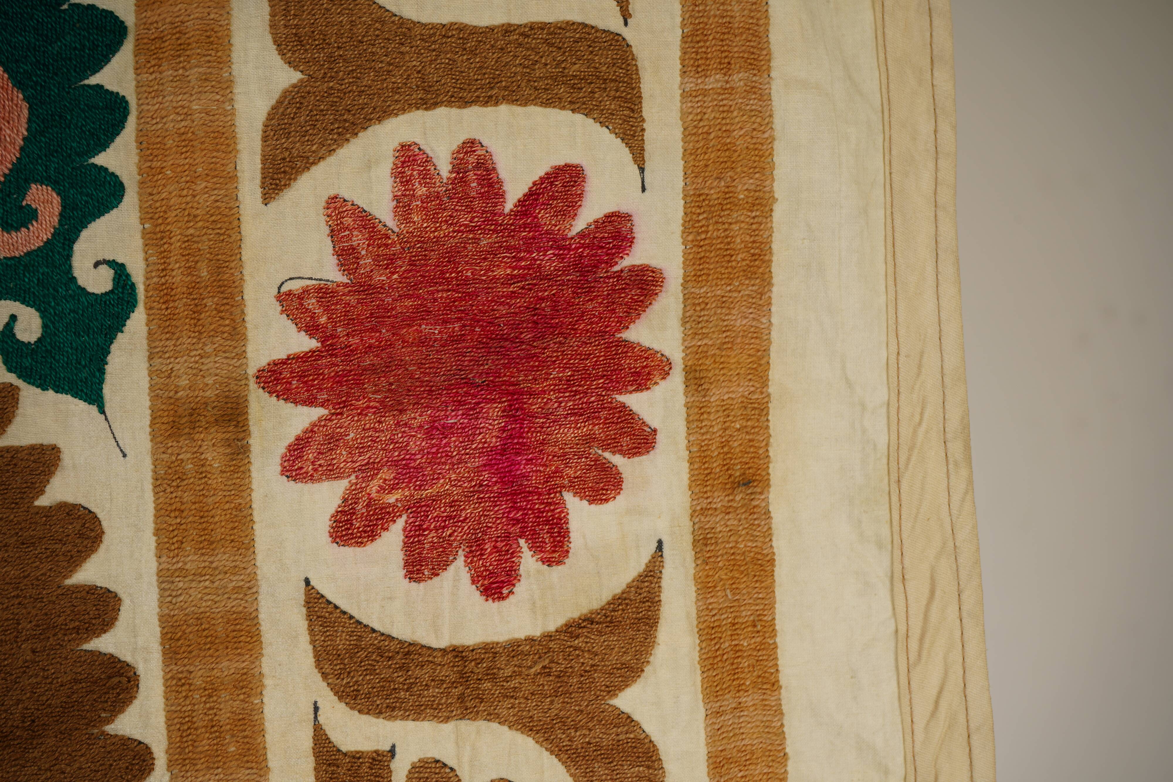 Vintage Turkish hand-knotted rug 130x136 cm