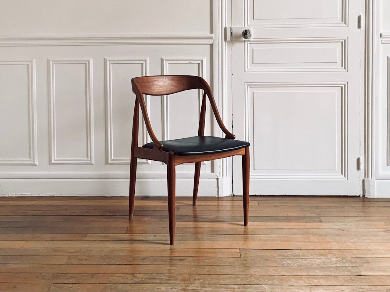 Chaise n°16 par Johannes Andersen pour Uldum