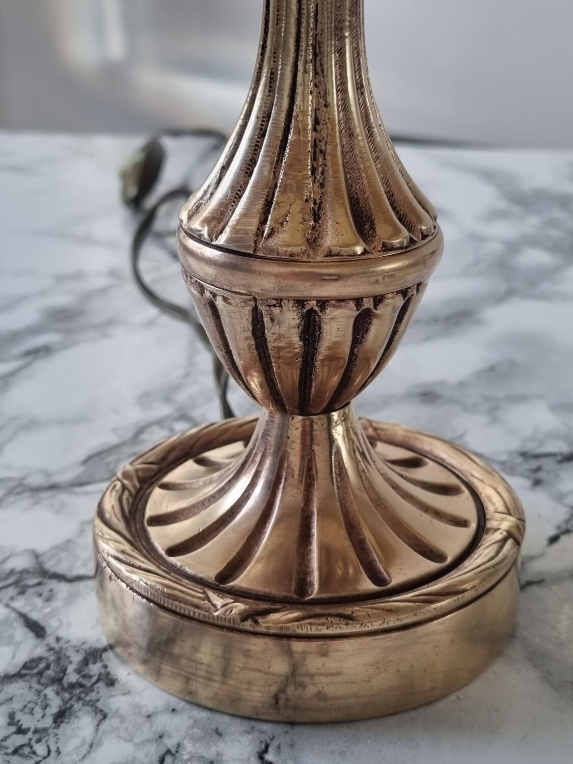 Brass lamp with vintage mother-of-pearl lampshade