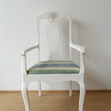White throne / chair sweden