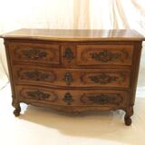 Commode in walnut Louis XV