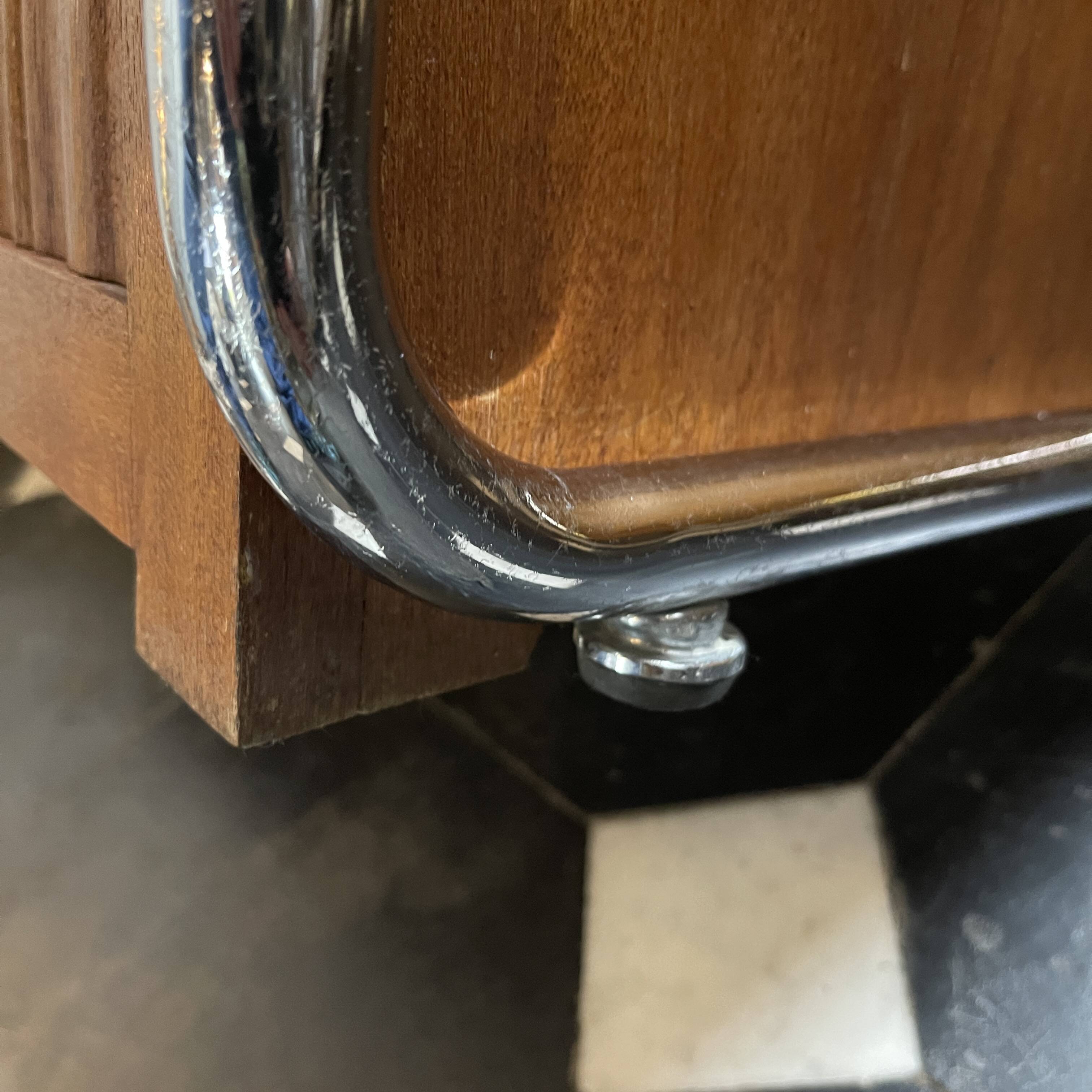 Modernist Art Deco Bauhaus side furniture in tubular chrome steel & wood, ca 1920/30