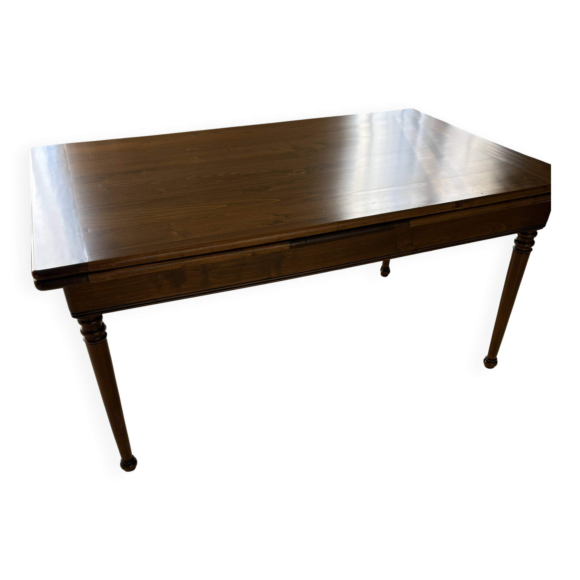 extendable table made of solid wood