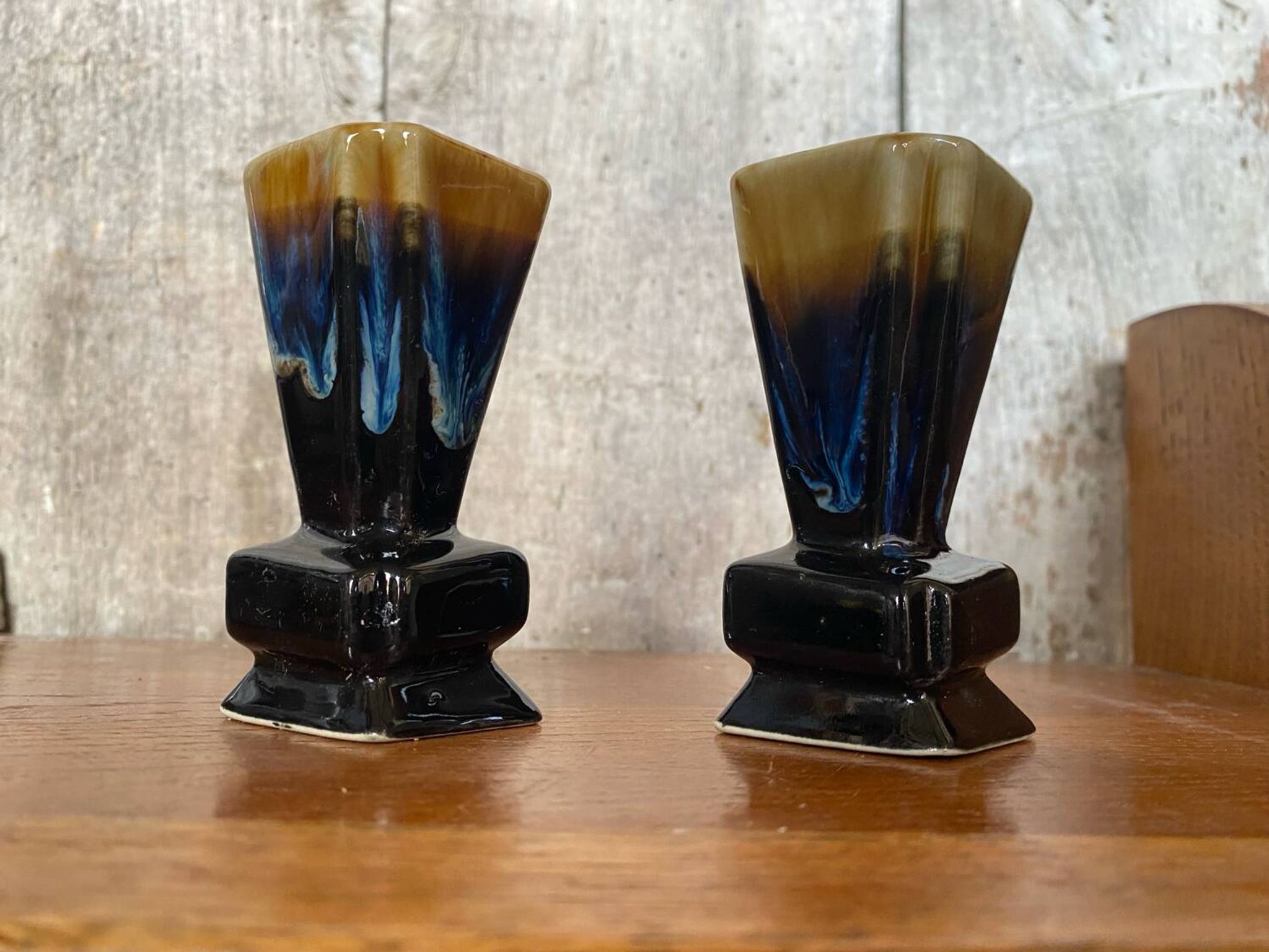 Pair of art deco flamed ceramic vases in black & beige vintage