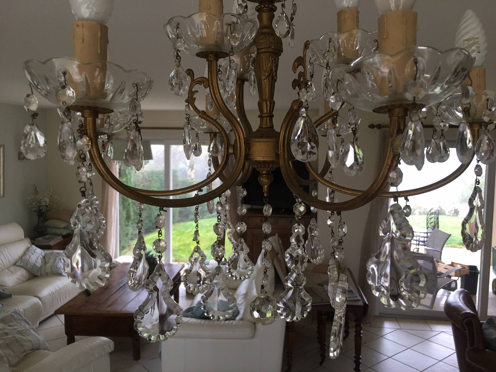 Chandelier with 9 lights - perfect working condition - No missing parts