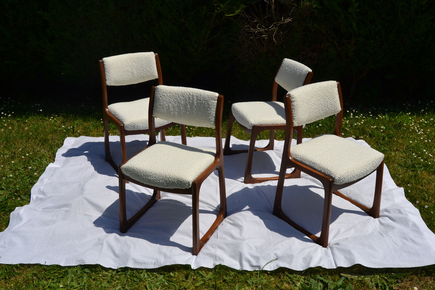 4 Baumann sleigh chairs