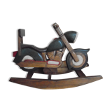 Moto à bascule