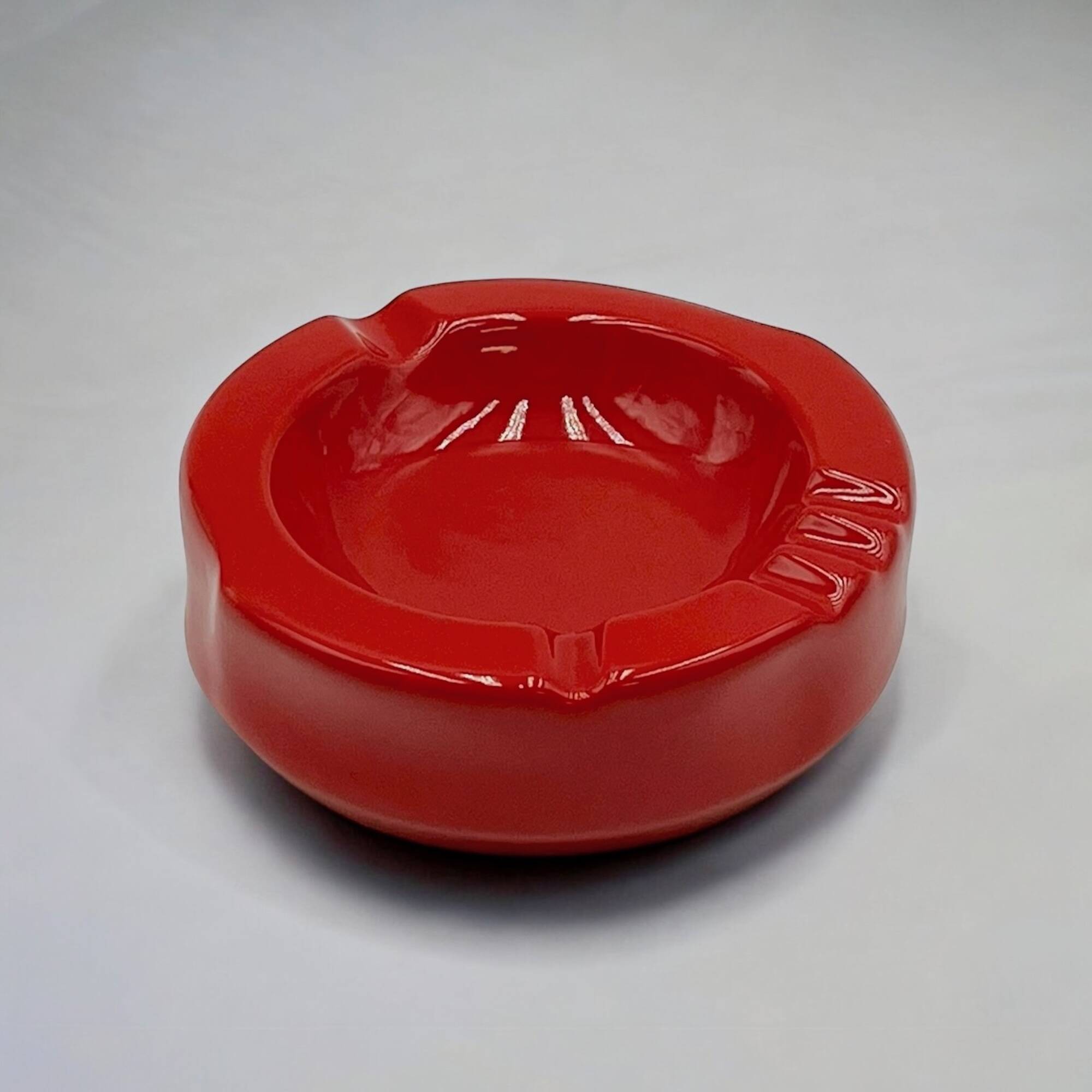 60s Ceramic Decor by Pareschi Laveno: Ashtray and Vase Set