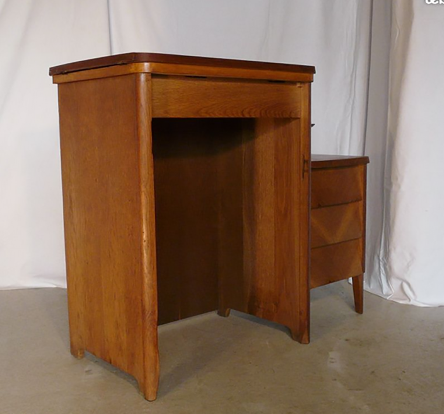 Oak desk and its chair, 1950