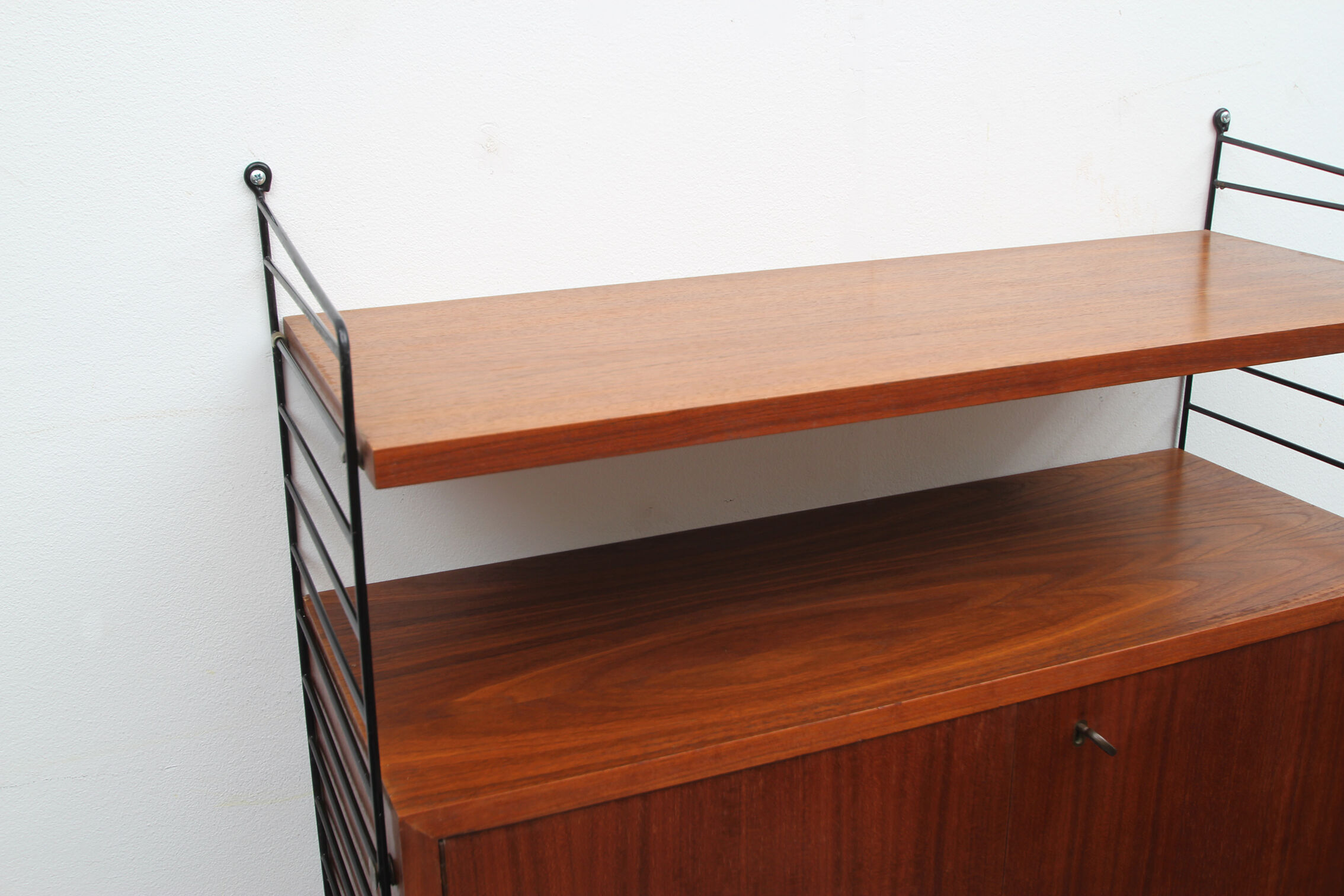 Wall unit in teak by Nisse Strinning