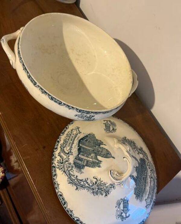 Soupière en terre de fer ''Monuments de Paris