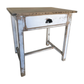 Table vintage wood in raw wood and white industrial chalk