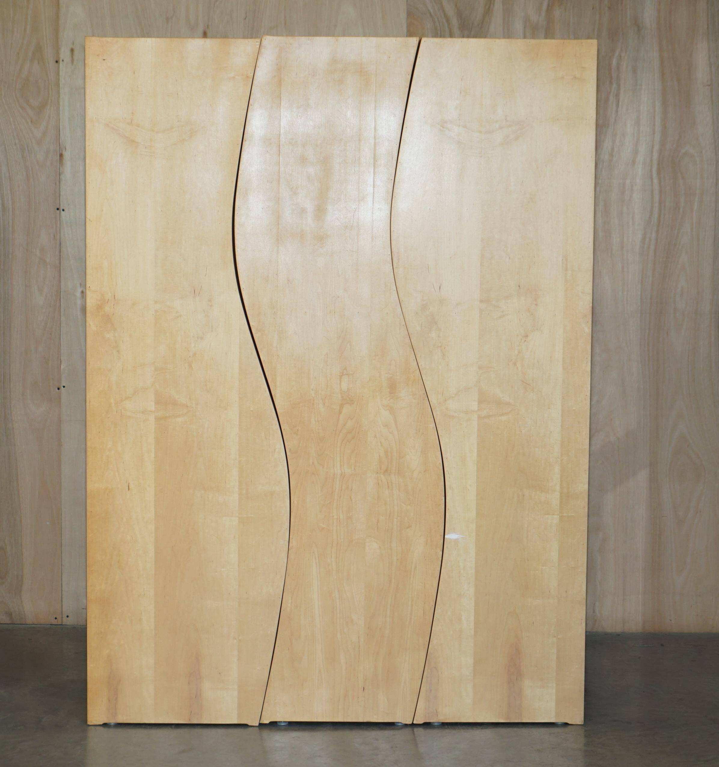 Birch libraries in three curved sections