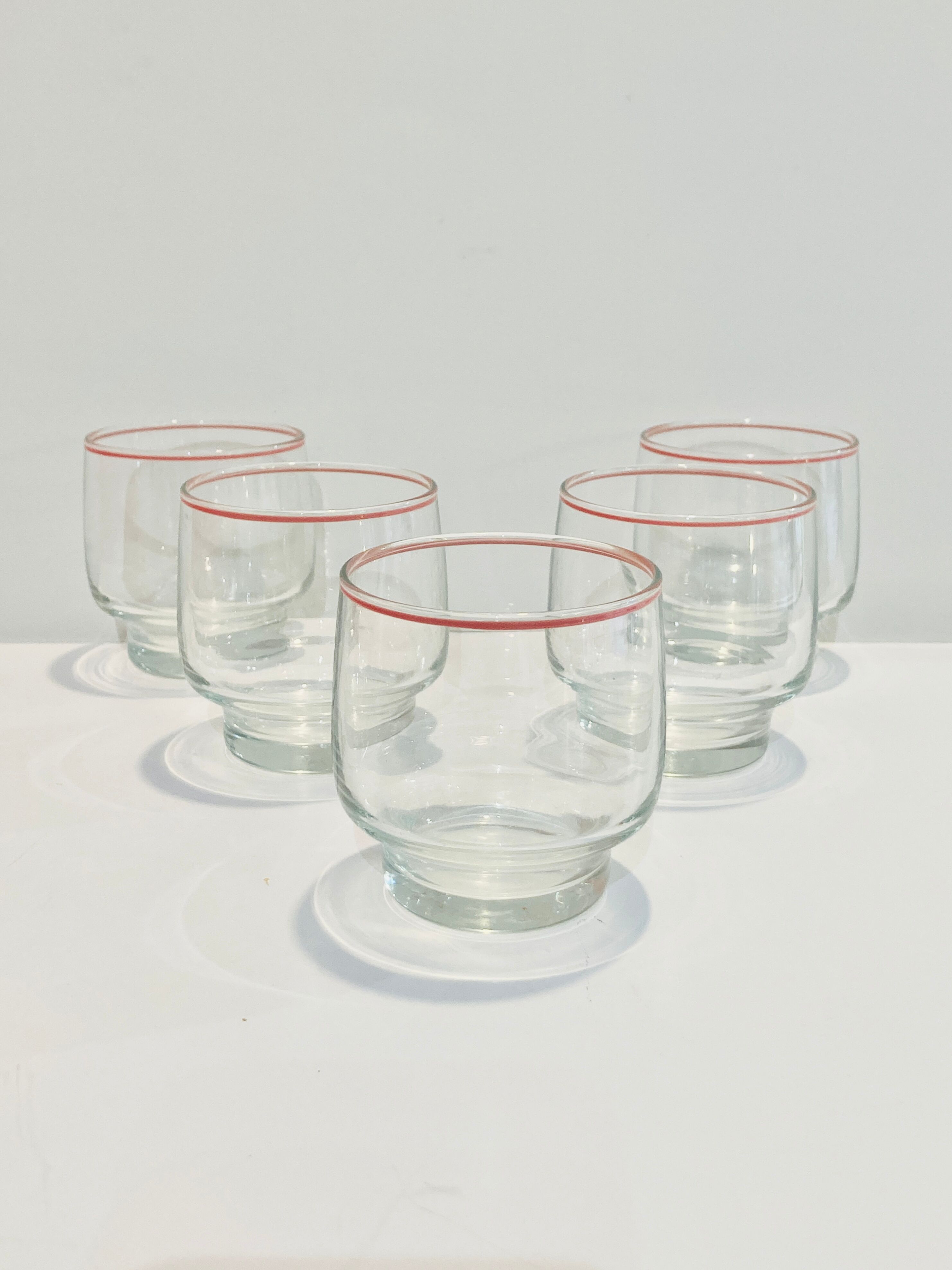 5 verres de cantine en verre