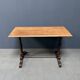 Table de bistrot ancienne française avec plateau en bois d'orme clair