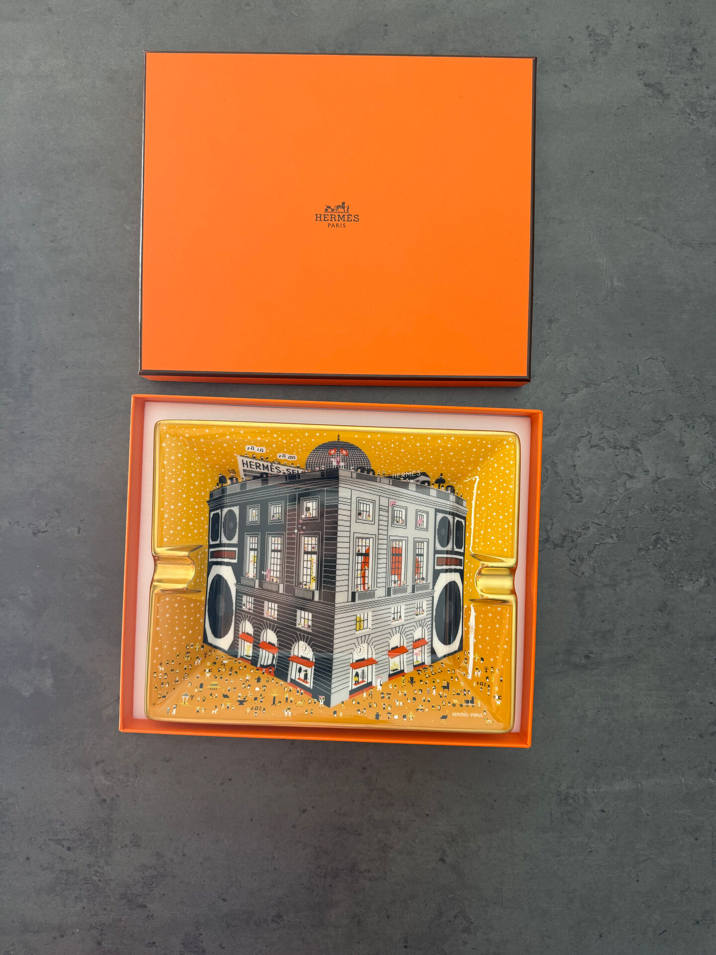 Hermès ashtray