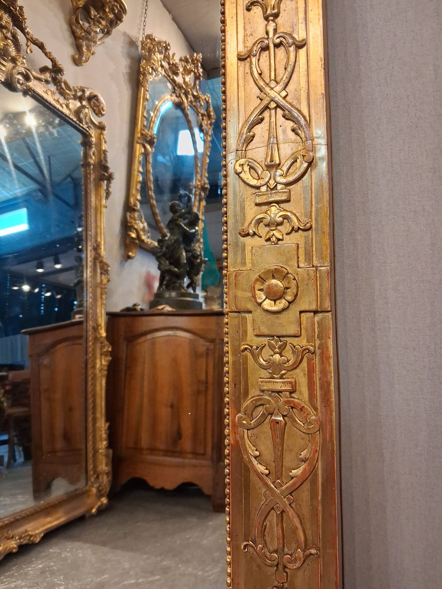 Mirror XIX 214 x 116