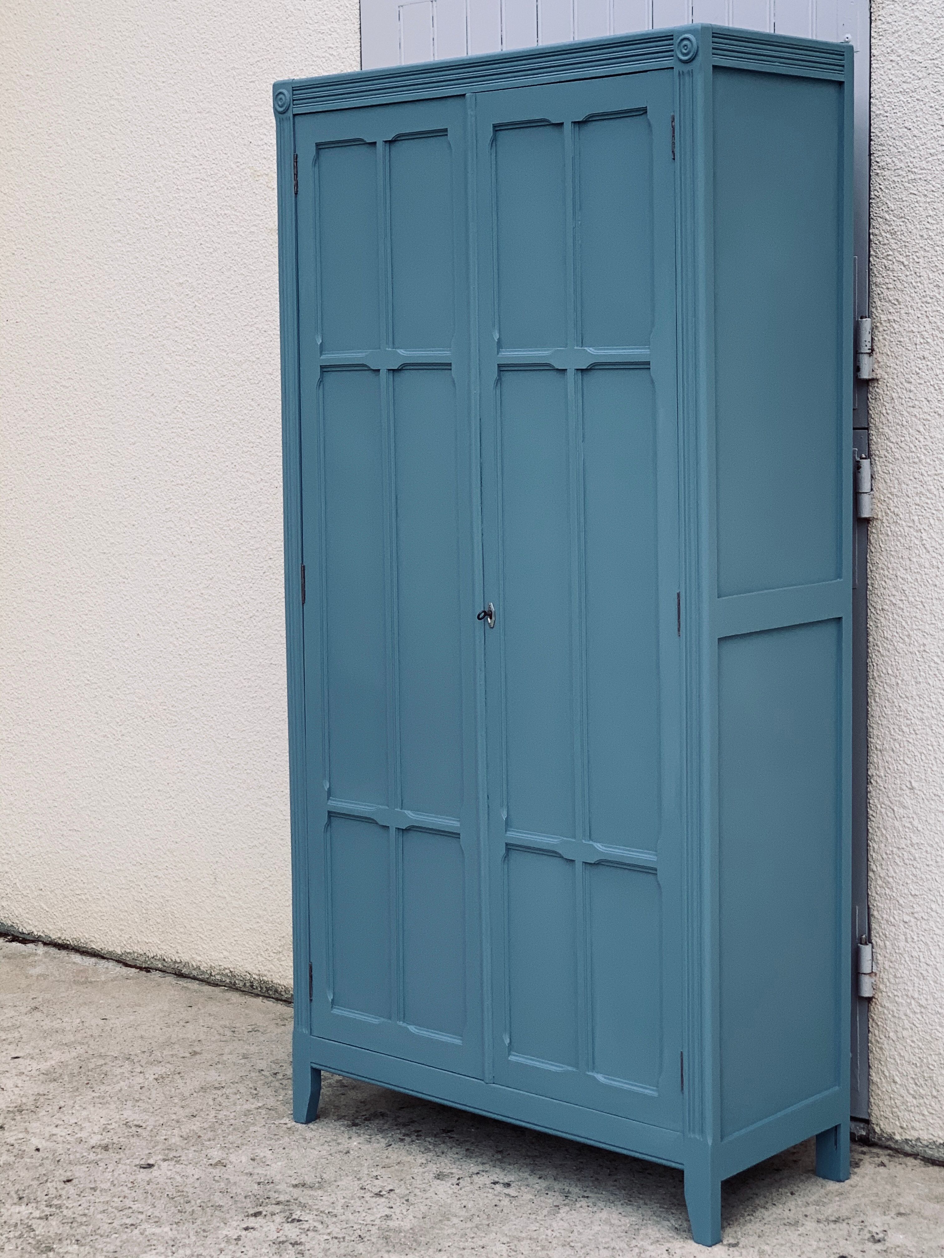 Greyish blue Parisian wardrobe 1940