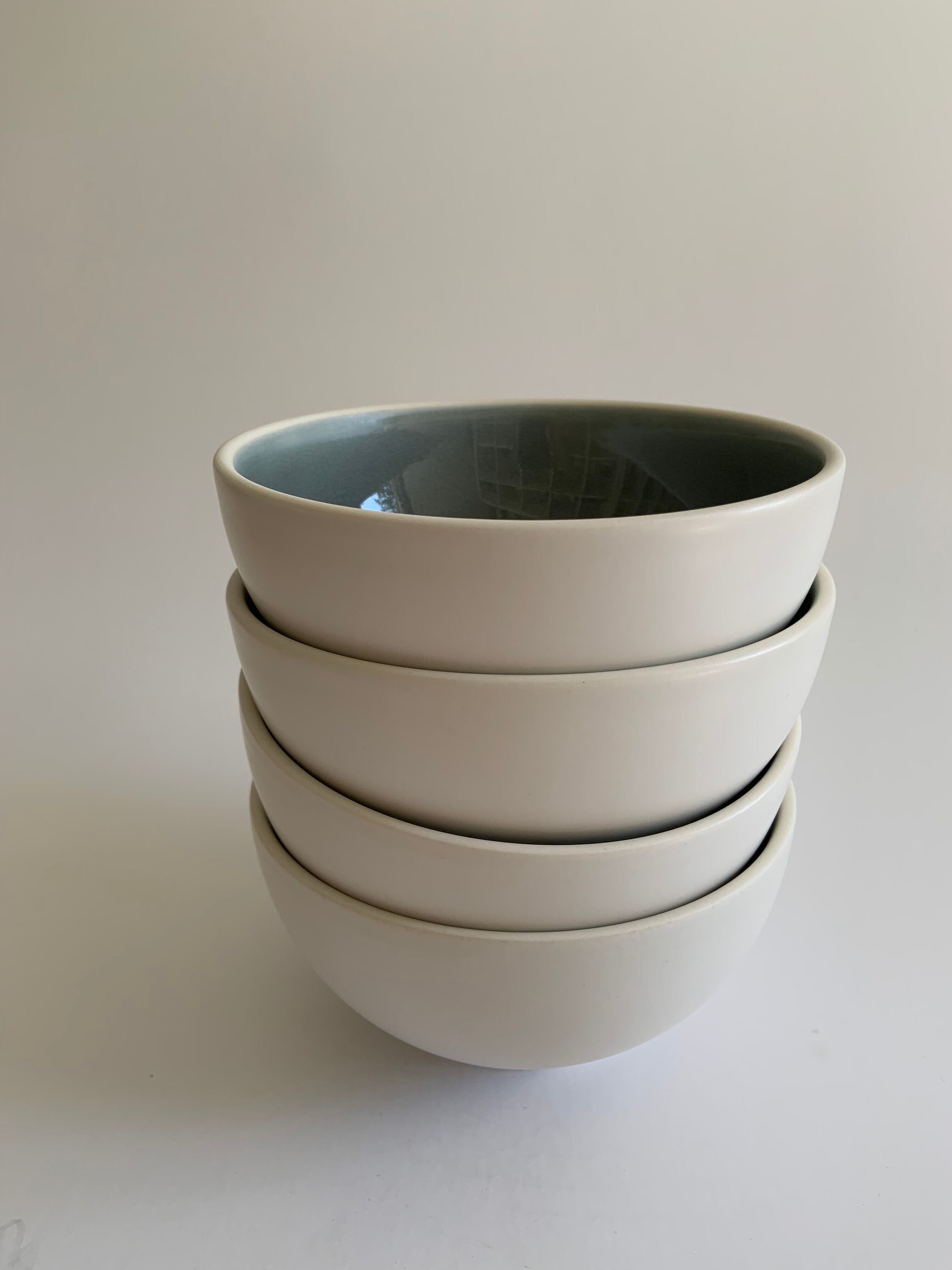 4 bowls Jars Tourron ash & white