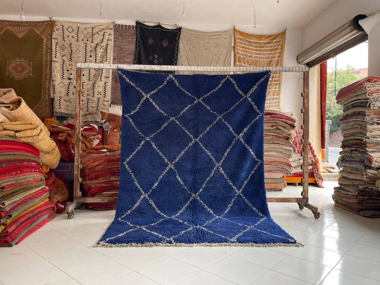 Moroccan rug in pure wool 3 x 2 m