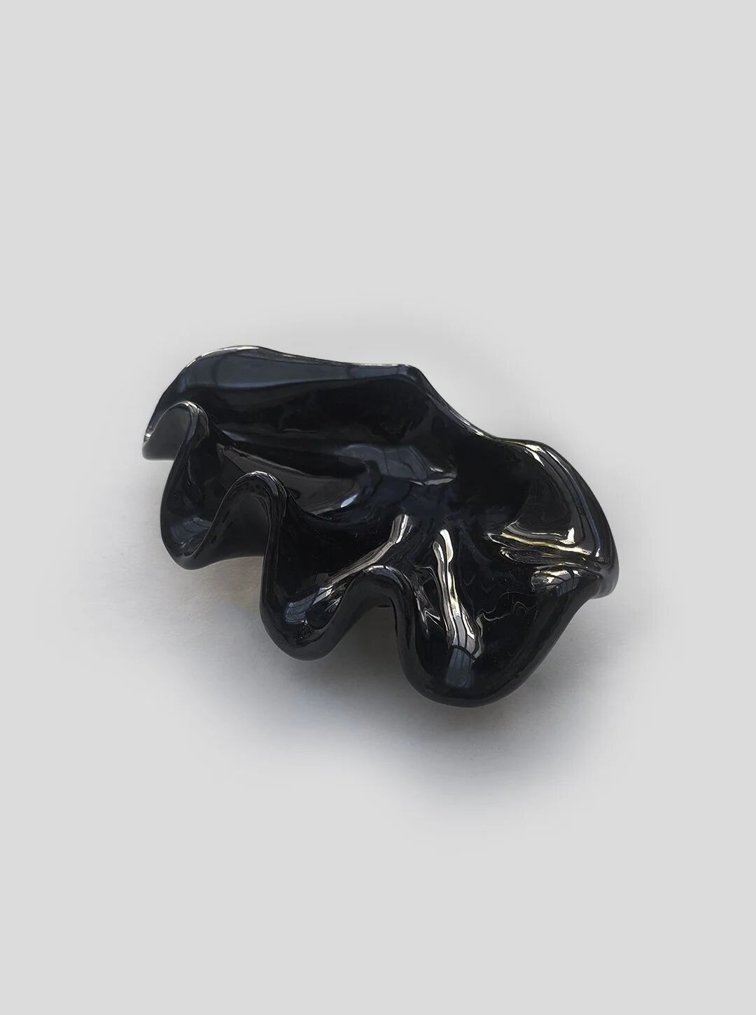 Vide-poche coquille en céramique noire