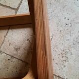 Tabouret en bois en pin